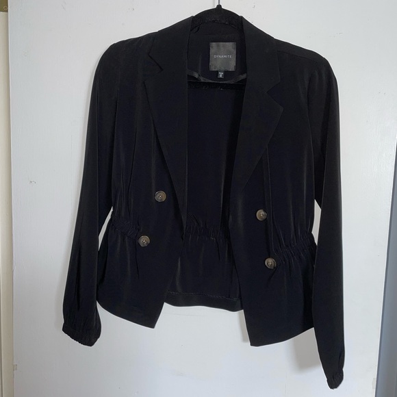 Button Detail Blazer - Picture 2 of 7